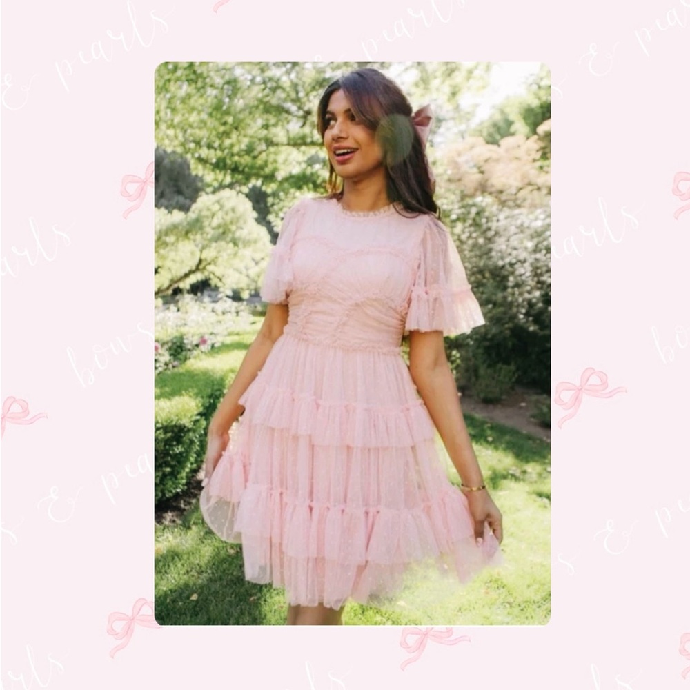 ♡ 𝖨𝗏𝗒 𝖢𝗂𝗍𝗒 𝖢𝗈 ♡ 𝖡𝗅𝗎𝗌𝗁 𝖶𝗁𝗂𝗆𝗌𝗂𝖼𝖺𝗅 𝖲𝗁𝗈𝗋𝗍 𝖣𝗋𝖾𝗌𝗌